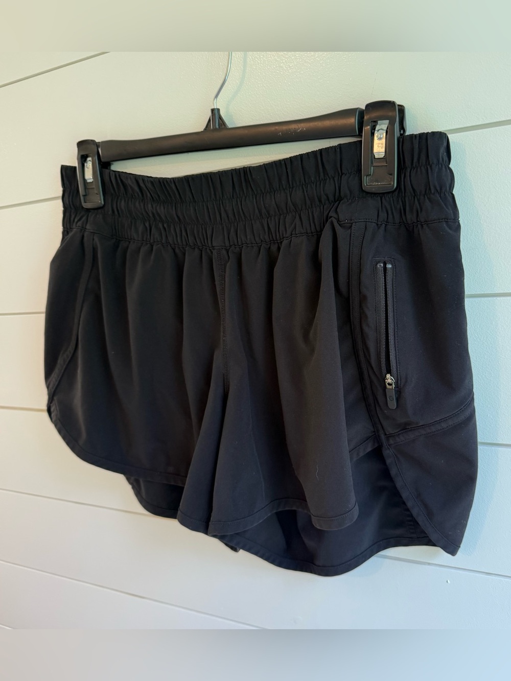 Lululemon black shorts 10